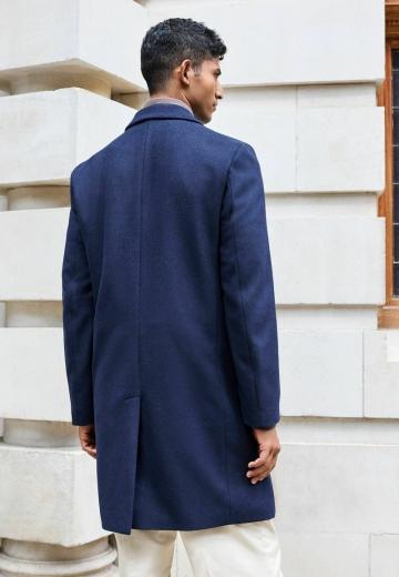 Короткое пальто