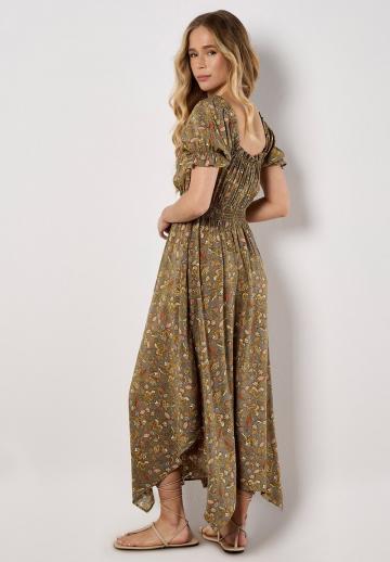 Летнее платье