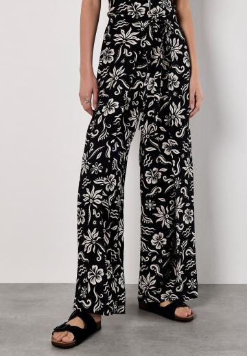 Прямые брюки