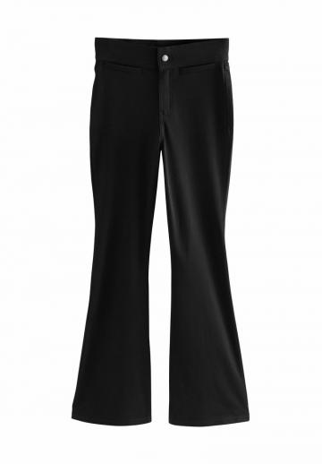 Клешеные джинсы