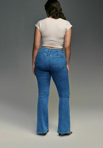 Клешеные брюки