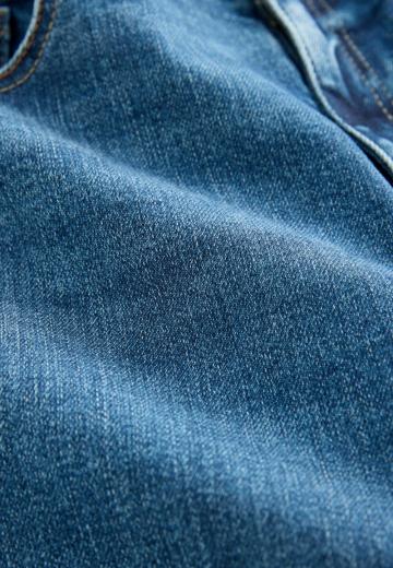 Клешеные брюки