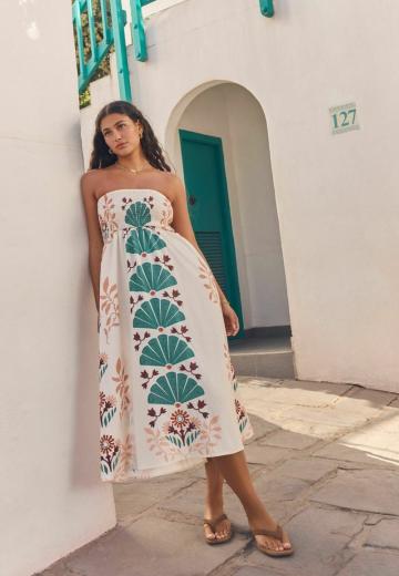 Платье без бретелек