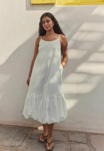 Платье без бретелек