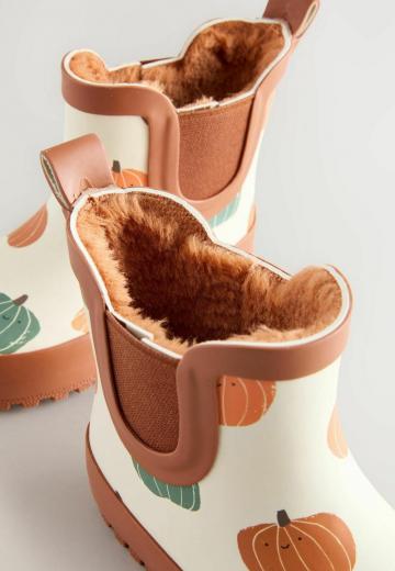 Резиновые сапоги