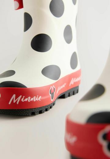 Резиновые сапоги