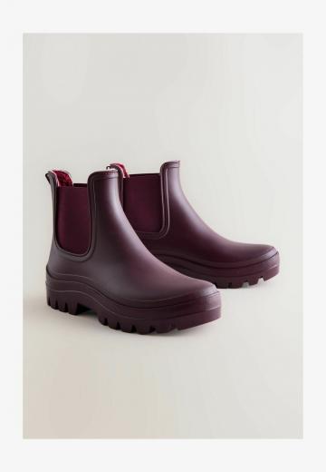 Резиновые сапоги