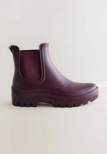 Резиновые сапоги