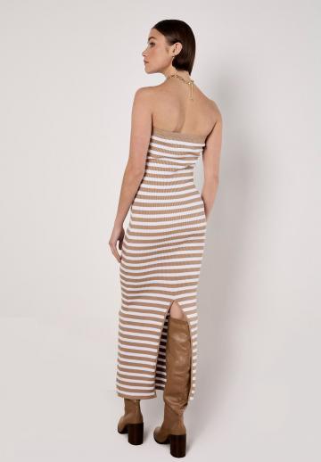 Вязаное платье