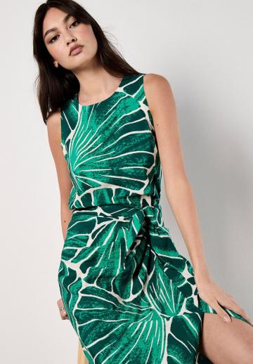 Блузка без рукавов