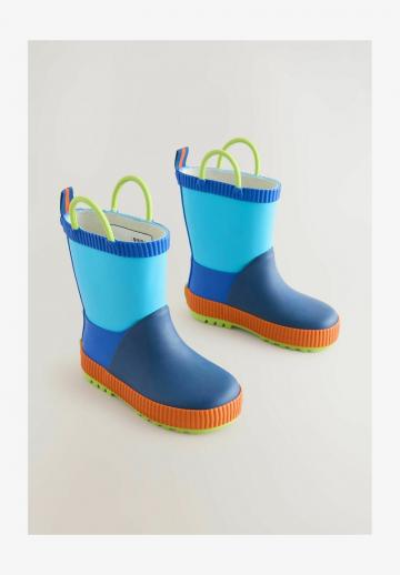 Резиновые сапоги