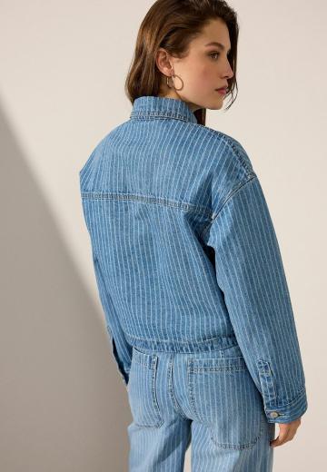 Джинсовая жилетка