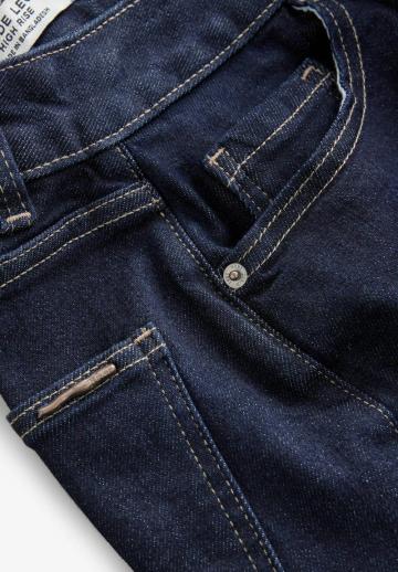 Свободные джинсы