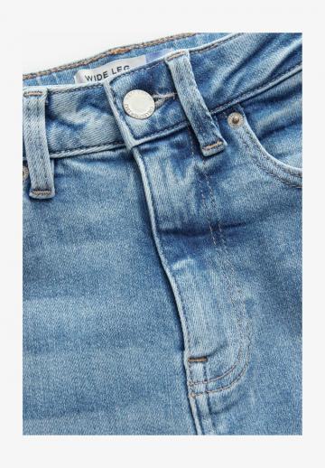 Свободные джинсы