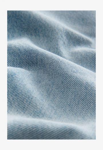 Клешеные брюки