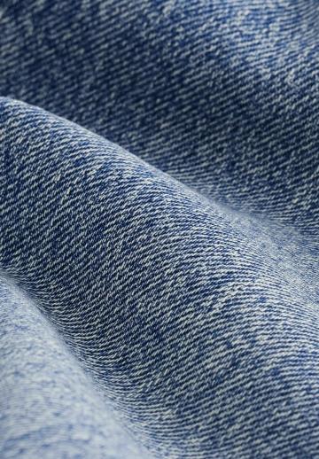 Свободные джинсы