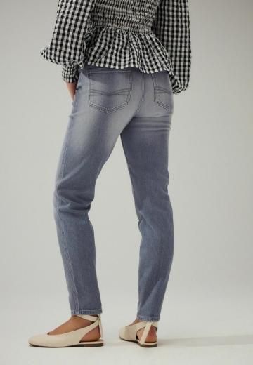 Свободные джинсы