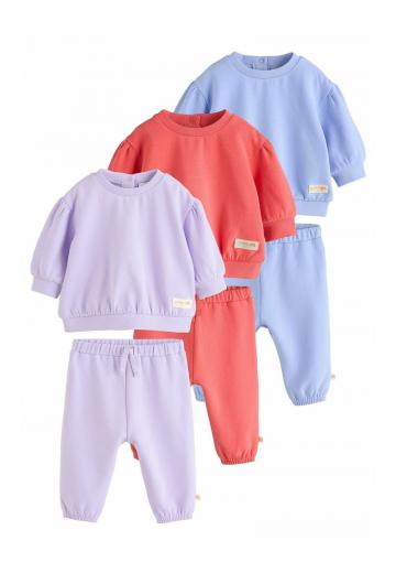 Набор одежды