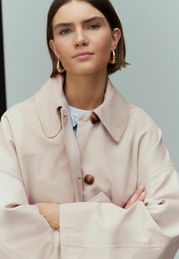 Короткое пальто