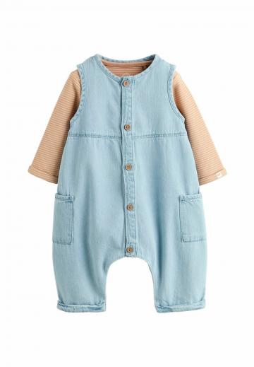 Набор одежды