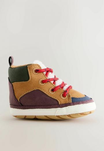 Детская обувь