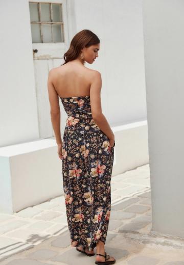 Платье без бретелек