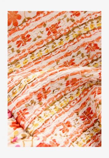 Платье без бретелек