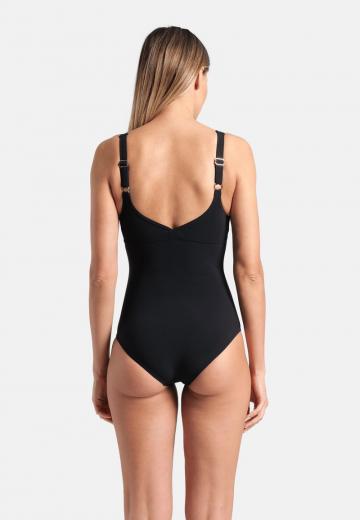 Слитный купальник