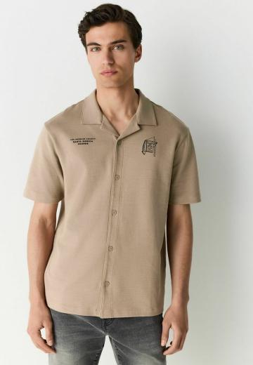 Рубашка с коротким рукавом