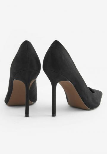 Туфли на высоком каблуке