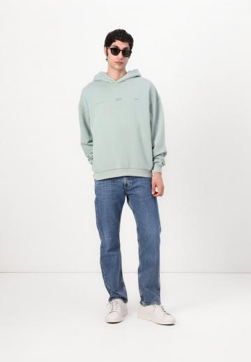 Пуловер с капюшоном