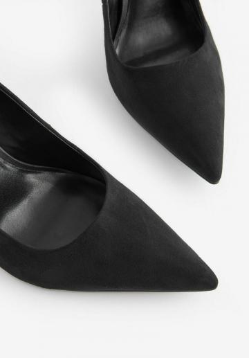 Туфли на высоком каблуке