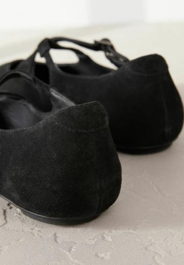 Спортивные балетки