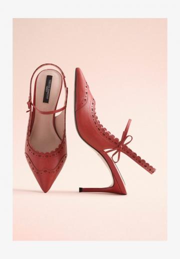 Туфли на высоком каблуке