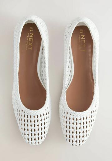 Туфли с высоким носом