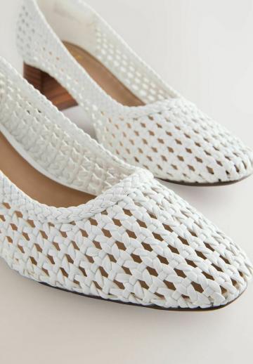 Туфли с высоким носом