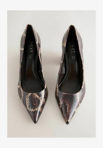 Туфли на высоком каблуке