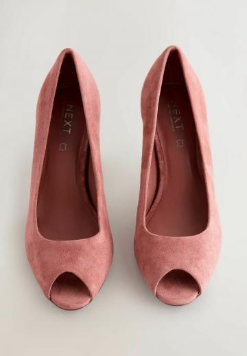 Туфли с открытым носом