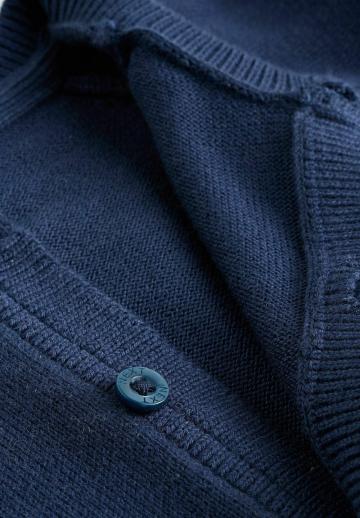 Вязаная кофта