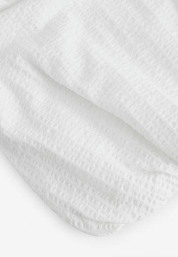 Блузка без рукавов