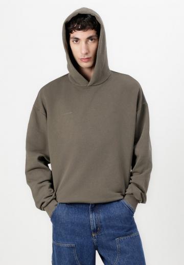 Пуловер с капюшоном