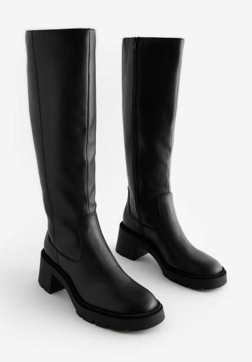 Широкие сапоги