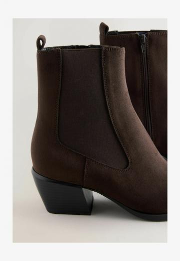 Широкие сапоги