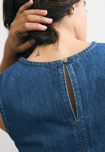 Джинсовая жилетка