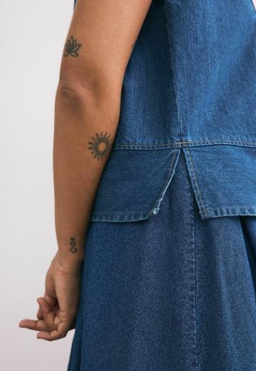 Джинсовая жилетка