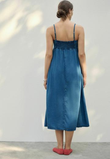 Джинсовое платье