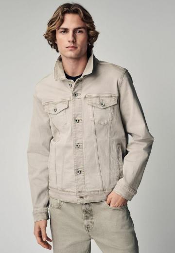 Джинсовая куртка