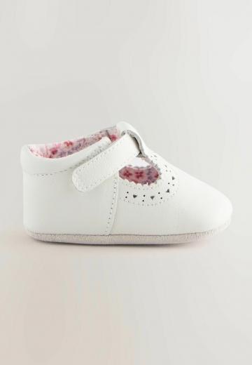 Детская обувь