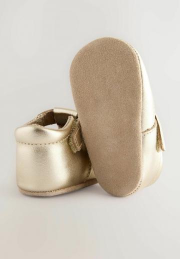 Детская обувь