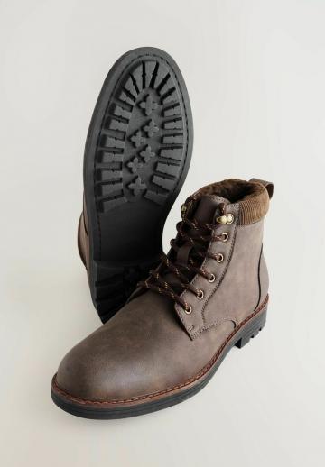 Зимние ботинки